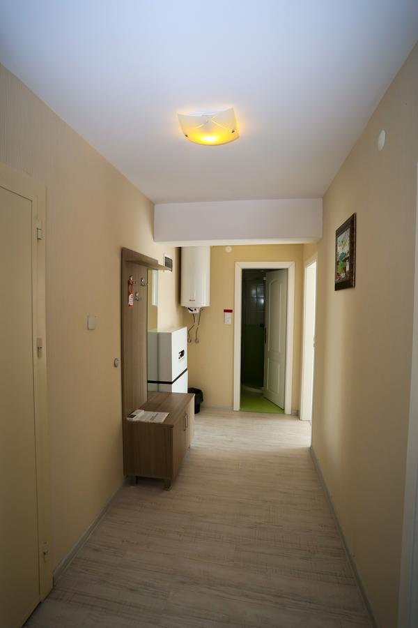 Apart Hotel Central Momcziłgrad Zewnętrze zdjęcie