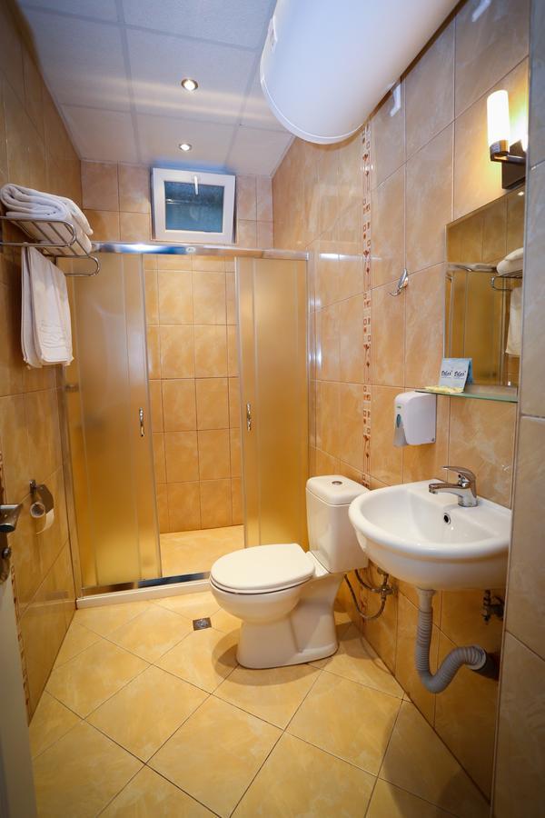 Apart Hotel Central Momcziłgrad Zewnętrze zdjęcie
